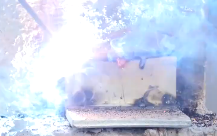 welding of strutting piece